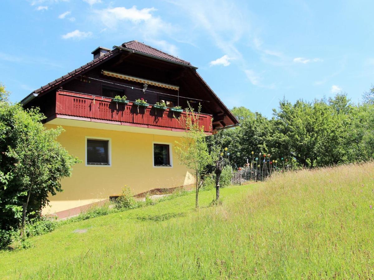 In Koettmannsdorf Near Bathing