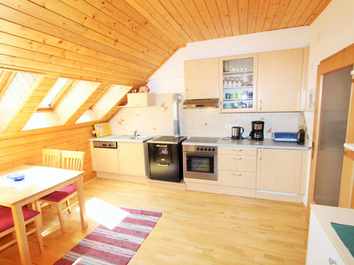 Apartment In Koettmannsdorf Near Bathing